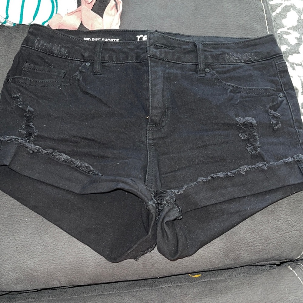 Black shorts shorts